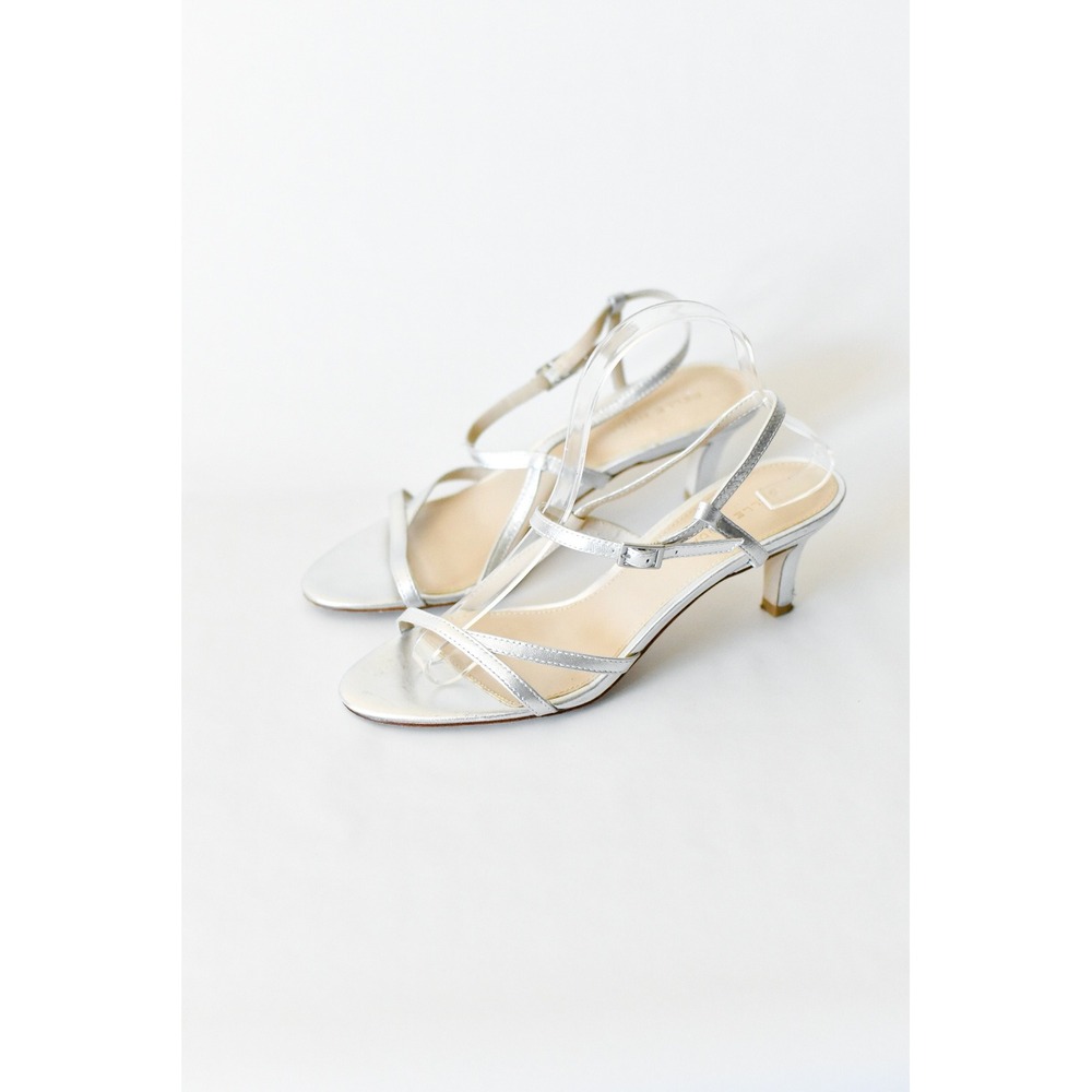 Pelle Moda Silver Metallic Strappy Kitten Heel Sandals Womens Size 9M Formal